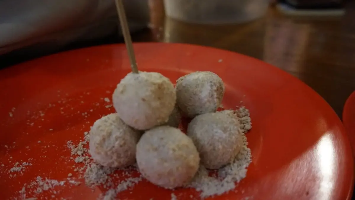 Bikin Nagih dan Balik Lagi, Wajib Coba 4 Cimol Favorit dan Enak di Bandung Cimol Bandung.