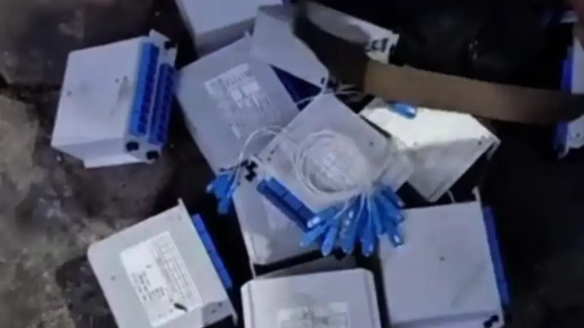 Tangkap layar unggahan video aksi pencurian splitter wifi di kawasan Mandalajati, Kota Bandung