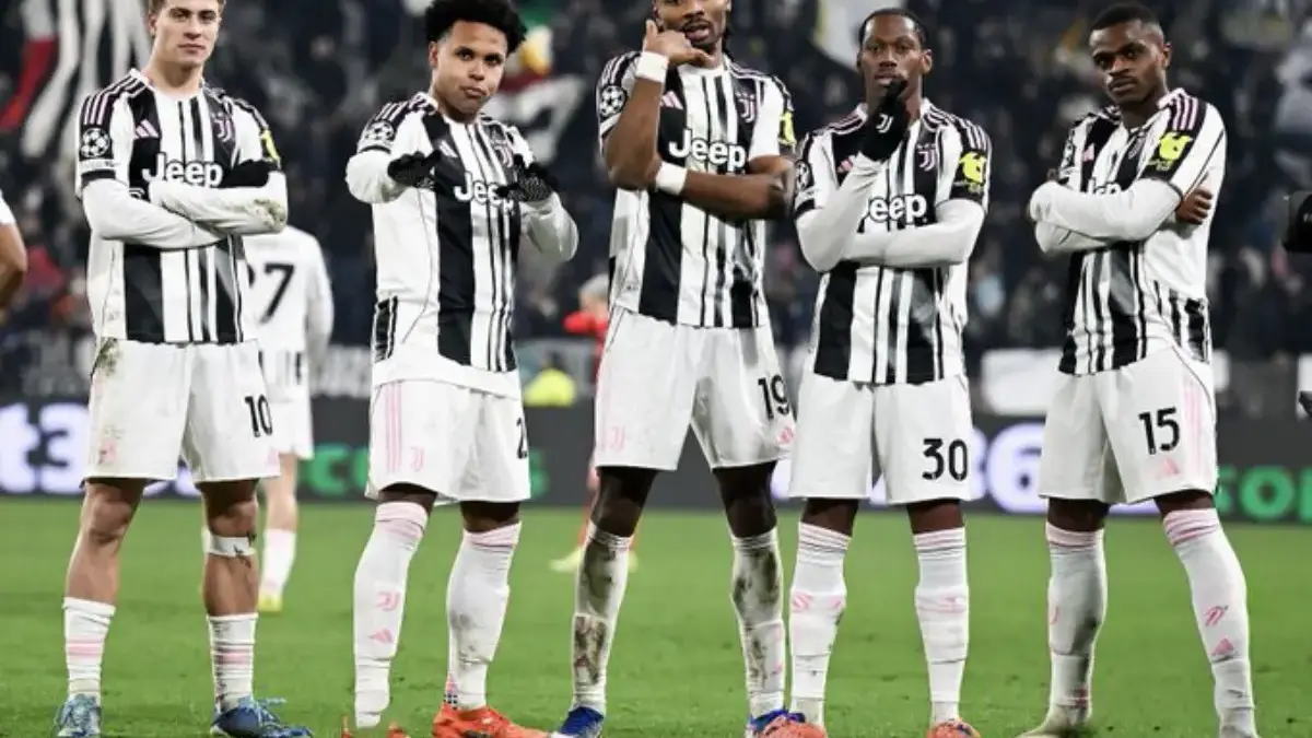 Juventus Tampil Perkasa, Napoli Dibungkam Tiga Gol Tanpa Balas Juventus Tampil Perkasa, Napoli Dibungkam Tiga Gol Tanpa Balas