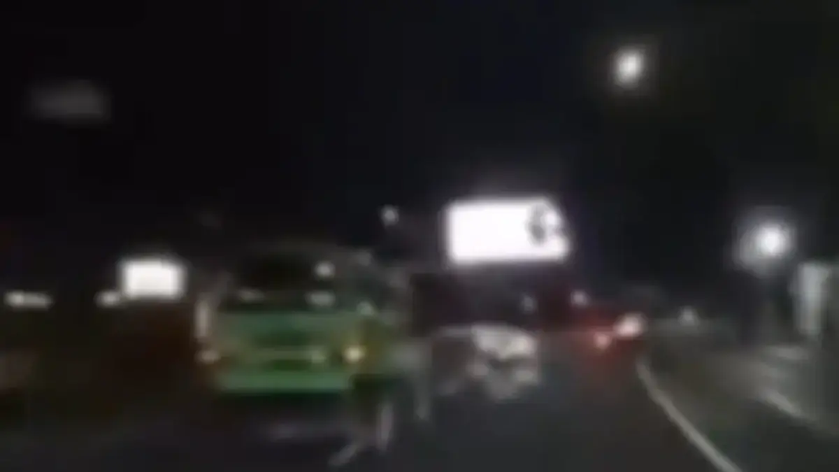 Angkot Ugal-ugalan Tabrak Ojol di Bogor, Polisi Kejar Sopir dan Imbau Korban Melapor Angkot Ugal-ugalan Tabrak Ojol di Bogor, Polisi Kejar Sopir dan Imbau Korban Melapor