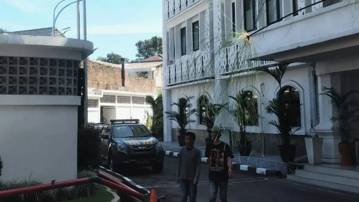 Menteri LH Tegas Tolak Insinerator, DLH Jabar Pilih Bungkam Soal Mesin Pembakar Sampah di Gedung Pemerintah Mesin insinerator di Kantor DPRD Jabar. (son)