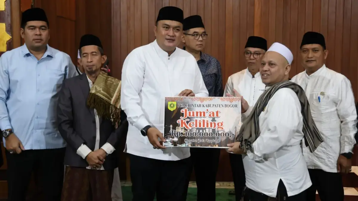 Jelang Ramadan, Bupati Bogor Kucurkan Rp100 Juta untuk 40 Masjid Besar Kecamatan 