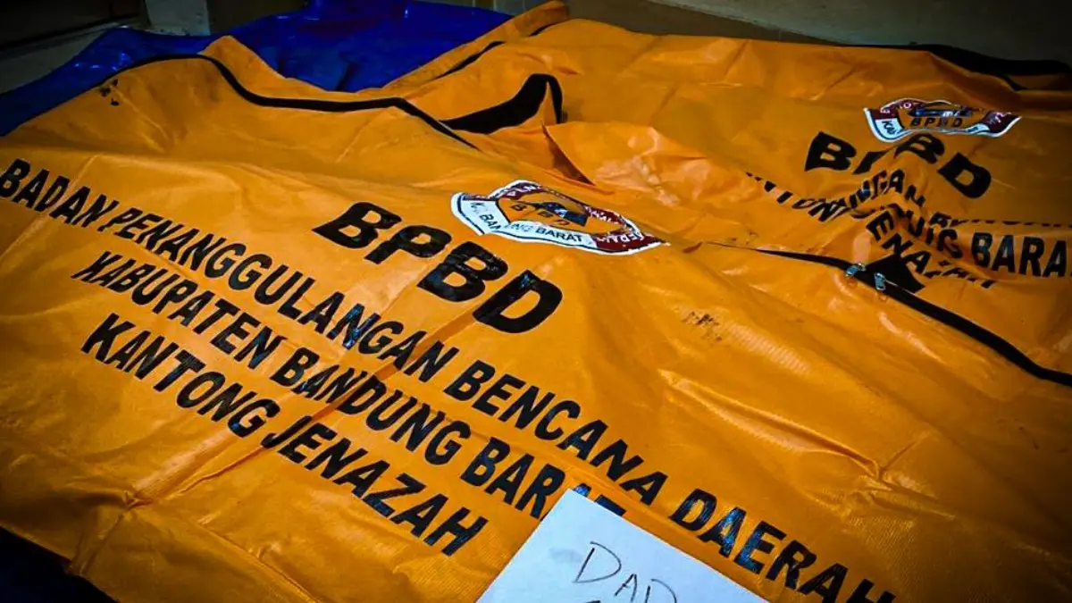 Hari ke-6 Pencarian, DVI Polda Jabar Terima Dua Kantung Jenazah Korban Longsor