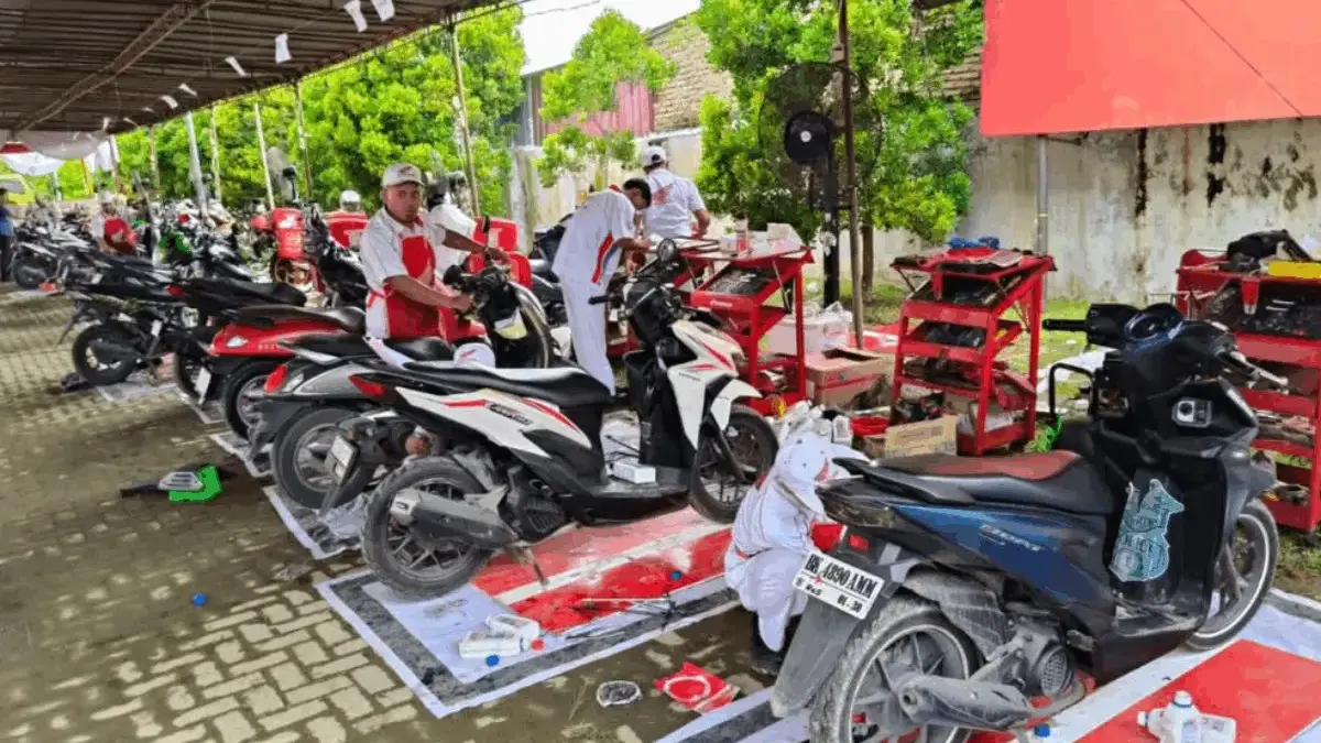 Dukung Pemulihan Bencana di Sumatera, AHM Hadirkan Layanan Service Motor Gratis dan Bangun Sarana Air Bersih Dukung Pemulihan Bencana di Sumatera, AHM Hadirkan Layanan Service Motor Gratis dan Bangun Sarana Air Bersih