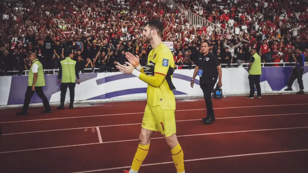 Termasuk Harga Murah, Ini 3 Alasan Ajax Boyong Kiper Timnas Indonesia Maarten Paes Kiper timnas Indonesia, Maarten Paes.