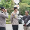 Kapolres Cimahi AKBP Niko N. Adi Putra saat meninjau kawasan wisata Lembang, Bandung Barat. Kamis (1/1)