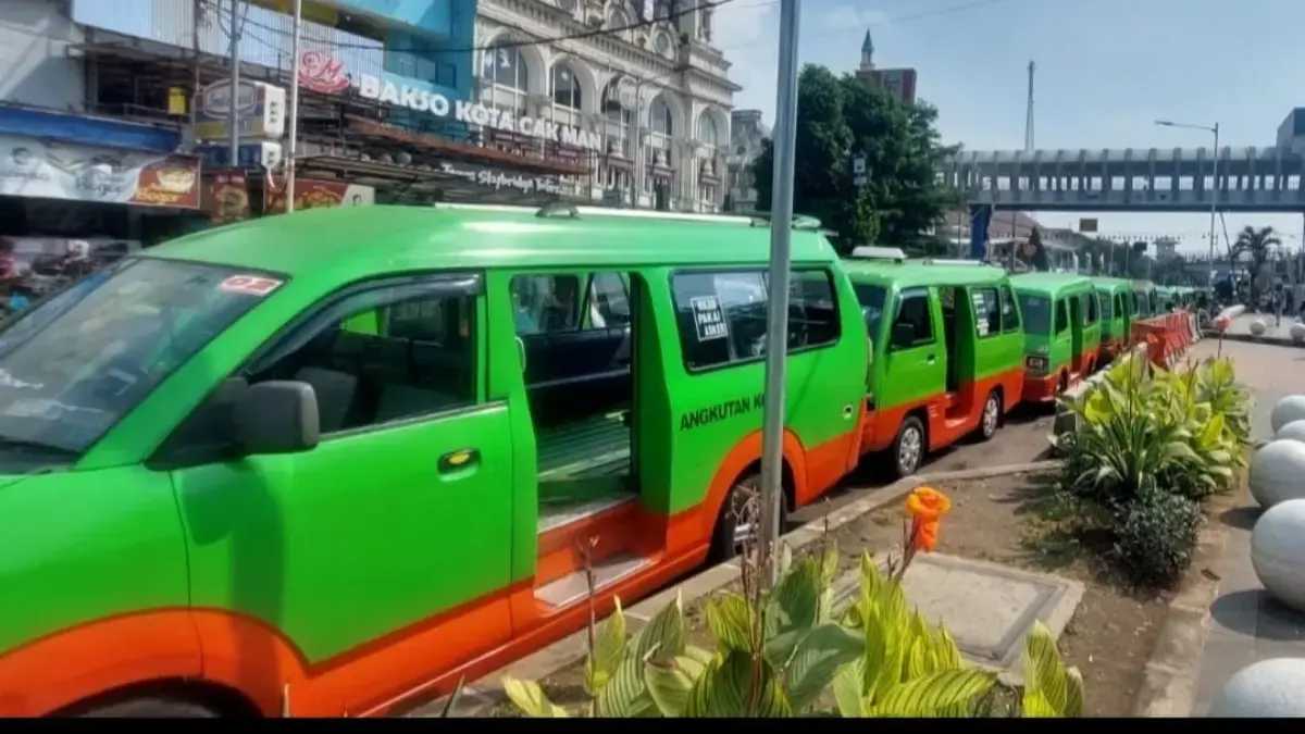 Ilustrasi angkutan kota (angkot) di Kota Bogor. Foto: Sekar Andini