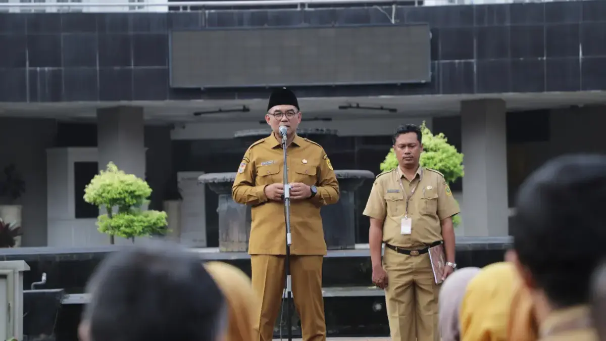 Apel Perdana 2026, Sekda Bogor Tegaskan Akselerasi Kinerja ASN dan Dorong Kebijakan Strategis Apel Perdana 2026, Sekda Bogor Tegaskan Akselerasi Kinerja ASN dan Dorong Kebijakan Strategis