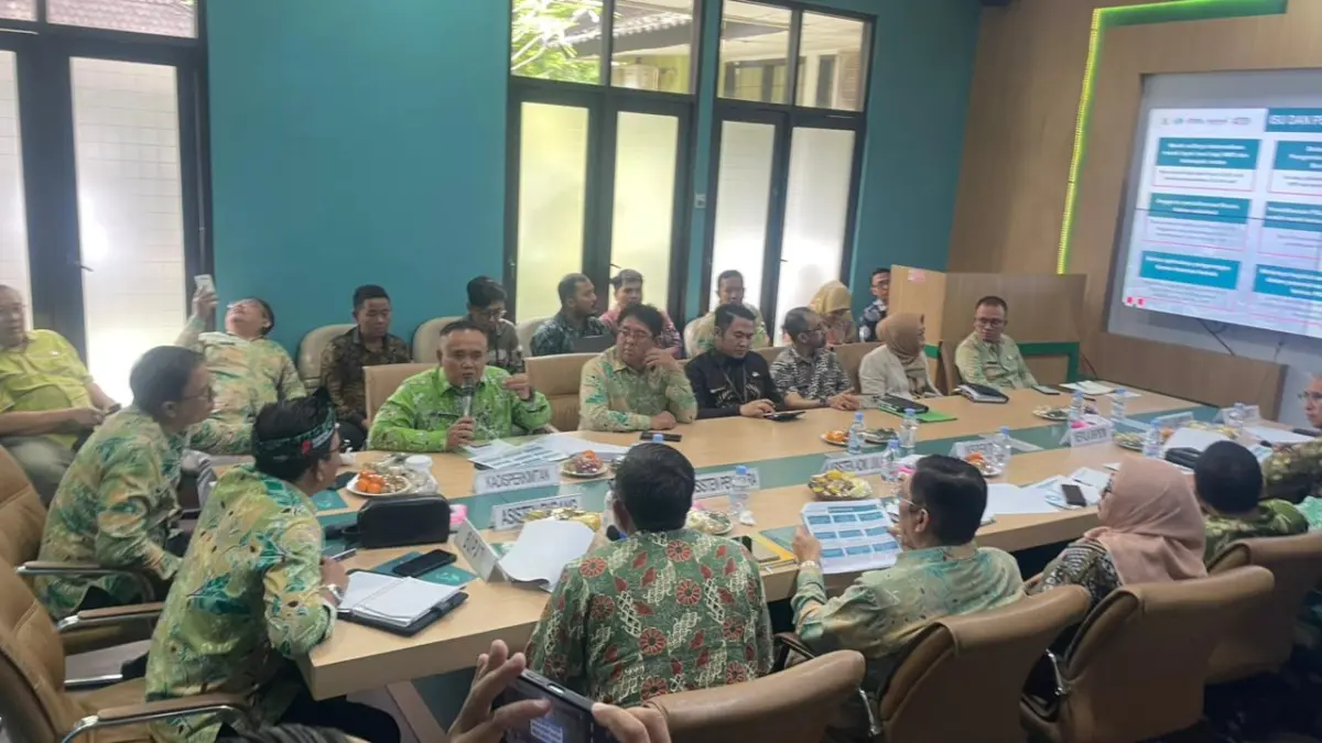 25.000 Rumah Masih Perlu Diperbaiki, Pemkab Bandung Terapkan Pendekatan Terpadu untuk Rutilahu Bupati Bandung Dadang Supriatna saat Kunjungan Kerja dan Koordinasi Program Kerja 2026 Dinas Perumahan