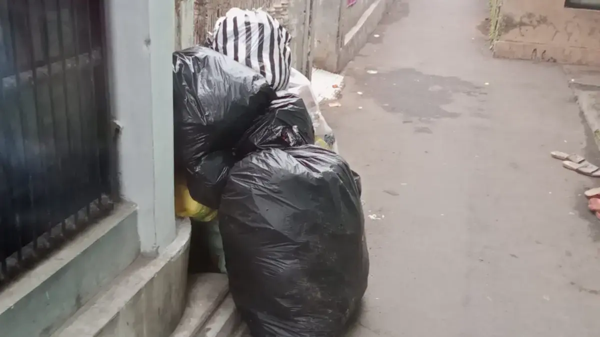 Sampah Menggunung di Permukiman, Krisis Sampah Bayangi Bandung