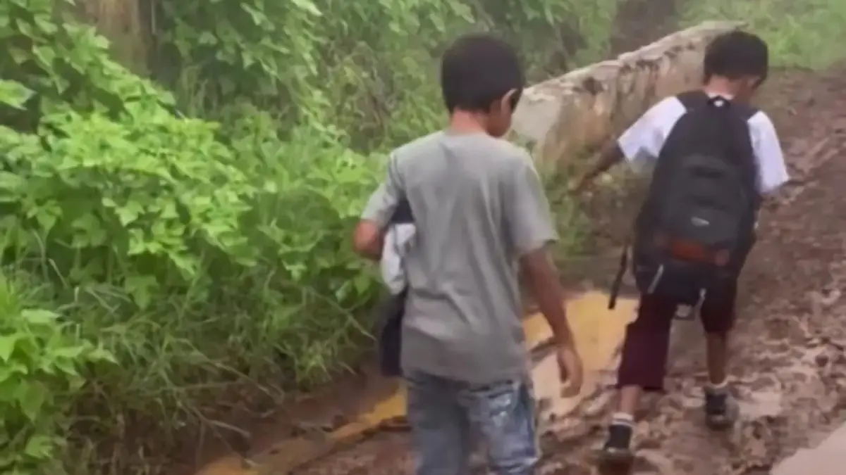 Masih Terjadi Miskoordinasi, Kepemimpinan DS di Kabupaten Bandung Pada Pembangunan Jalan Dinilai Lambat
