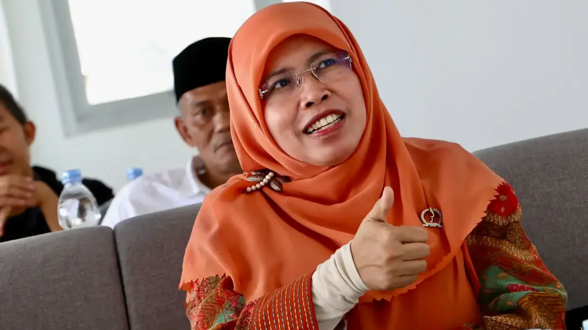 Komisi V Dorong Penyiapan Sarpras dan Tenaga Pendidik SMAN 1 Sidamulih Pangandaran Wakil Ketua Komisi V DPRD Jabar Siti Muntamah. (Dok humas)