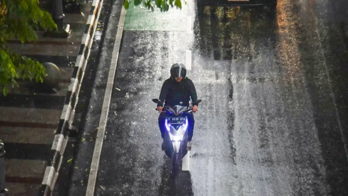 Prediksi BMKG: Cuaca Jabar dan Bandung Bakal Diguyur Hujan Sepekan ke Depan