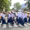Pelajar Akui Terbantu Pelican Crossing di Jalan Gatot Subroto Cimahi