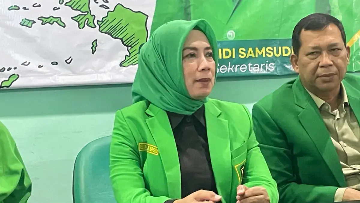 Ketua DPC PPP Kabupaten Bogor Elly Rachmat Yasin saat memberikan keterangan. Foto: Regi Pratasyah Vasudewa