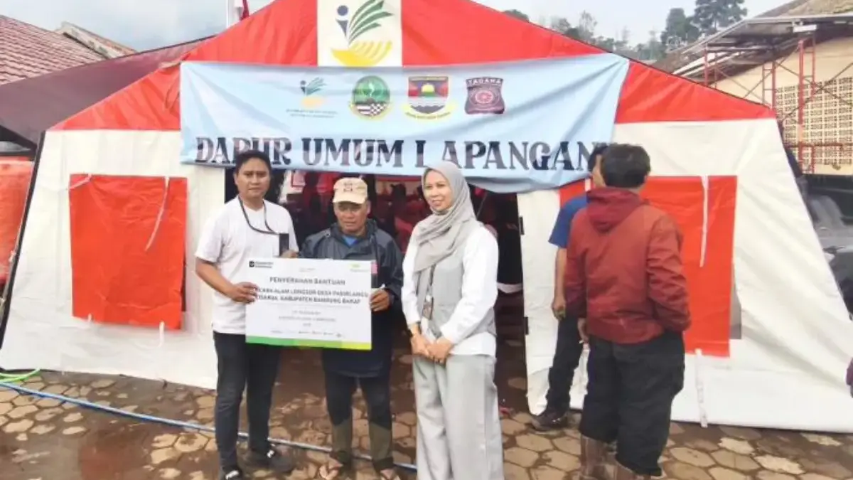 Peduli Korban Bencana, Pegadaian Kanwil X Jabar Salurkan Bantuan ke Lokasi Longsor Cisarua Pegadaian