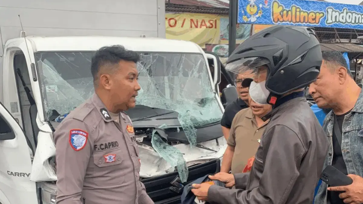 Kecelakaan Beruntun Terjadi di Jalan Raya K.S Tubun Bogor, Satu Pengemudi Luka-luka Kecelakaan Beruntun Terjadi di Jalan Raya K.S Tubun Bogor, Satu Pengemudi Luka-luka