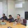 Komisi lll DPRD Banjar saat kunjungan kerja ke Dinas PUPR Kota Banjar belum lama ini. (Cecep Herdi/Jabar Ekspr