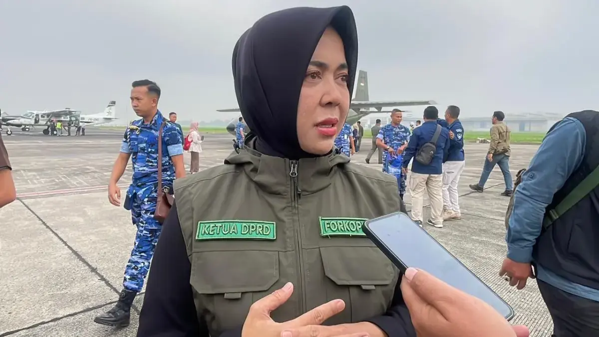 DPRD Kabupaten Bandung Apresiasi Aeroseeding, Nilai Wujud Komitmen Pemda Jaga Lingkungan Ketua DPRD Kabupaten Bandung Renie Rahayu Fauzi usai menghadiri kegiatan penebaran benih tanaman