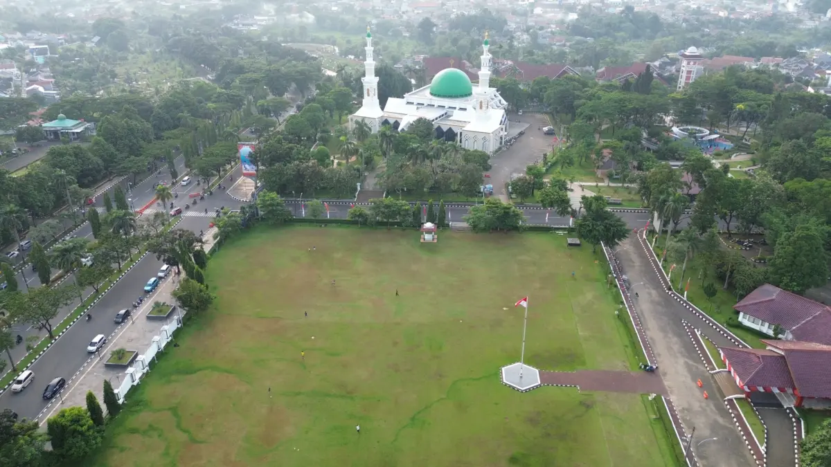 Anggaran Rp11,1 Miliar, Pemkab Bogor Fokus Bangun Alun-alun Tegar Beriman Alun alun Tegar Beriman. Foto : Sandika / bogoreskpres.com