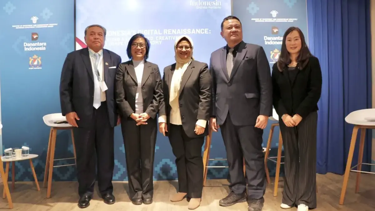 Direktur Utama Telkom Dian Siswarini berpartisipasi dalam sesi Indonesia Pavilion pada World Economic Forum (W