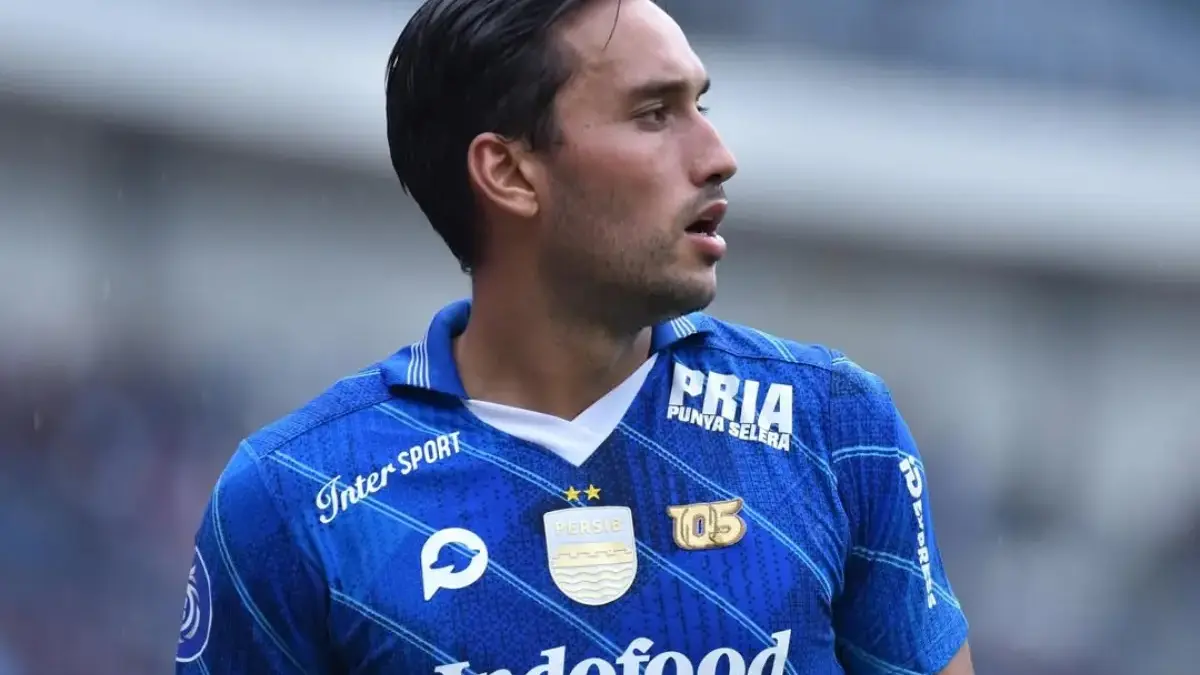 Persib Waspadai Kualitas Persik Kediri, Sang Mantan Jadi Sorotan Ezra Walian