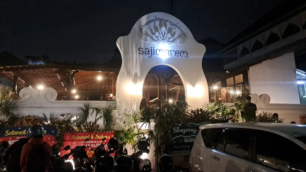 Resto Saji Marem yang menyajikan Cita Rasa Otentik Jawa Tengah ke Jantung Kota Kembang