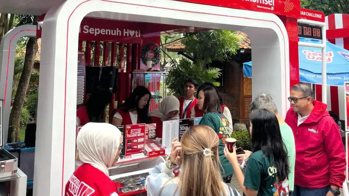 Telkomsel Regional Jawa Barat yang sukses mengawal lonjakan lalu lintas data konektivitas yang signifikan sela