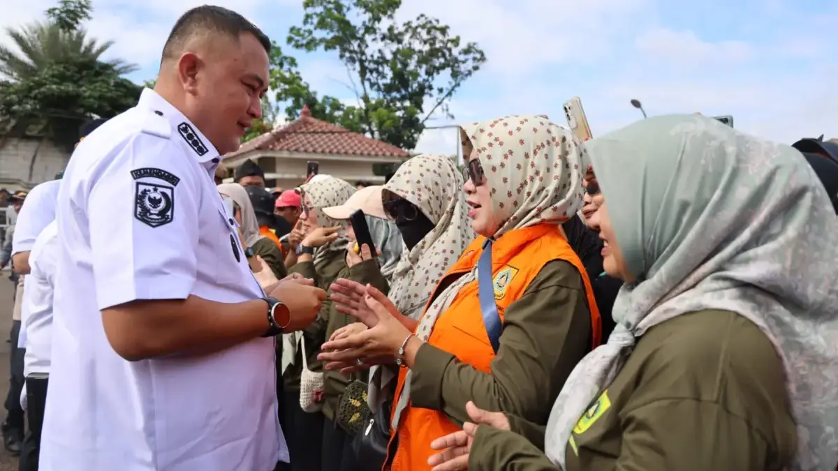 Bupati Rudy Susmanto Dorong Gotong Royong untuk Hadirkan Hutan Kota di Setiap Kecamatan Bupati Rudy Susmanto Dorong Gotong Royong untuk Hadirkan Hutan Kota di Setiap Kecamatan