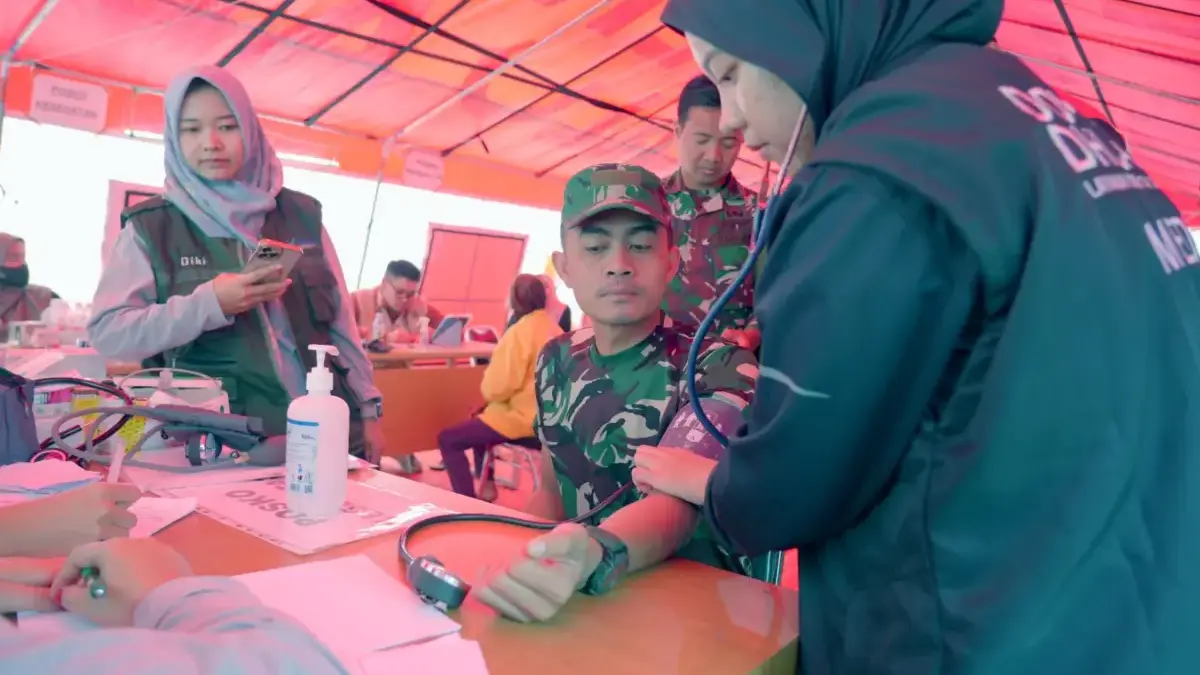 Bio Farma Perkuat Peran BUMN untuk Jawa Barat, Salurkan Vaksinasi Tetanus dan Bantuan Logistik bagi Korban Lon
