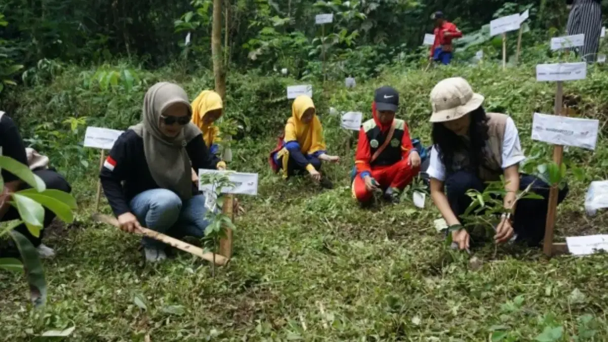 Bumi Berseru Fest dari Telkom Jaring 43 Program Terbaik Untuk Lingkungan Berkelanjutan Program Bumi Berseru Fest Telkom yang menegaskan perannya sebagai katalisator transformasi berkelanjutan denga