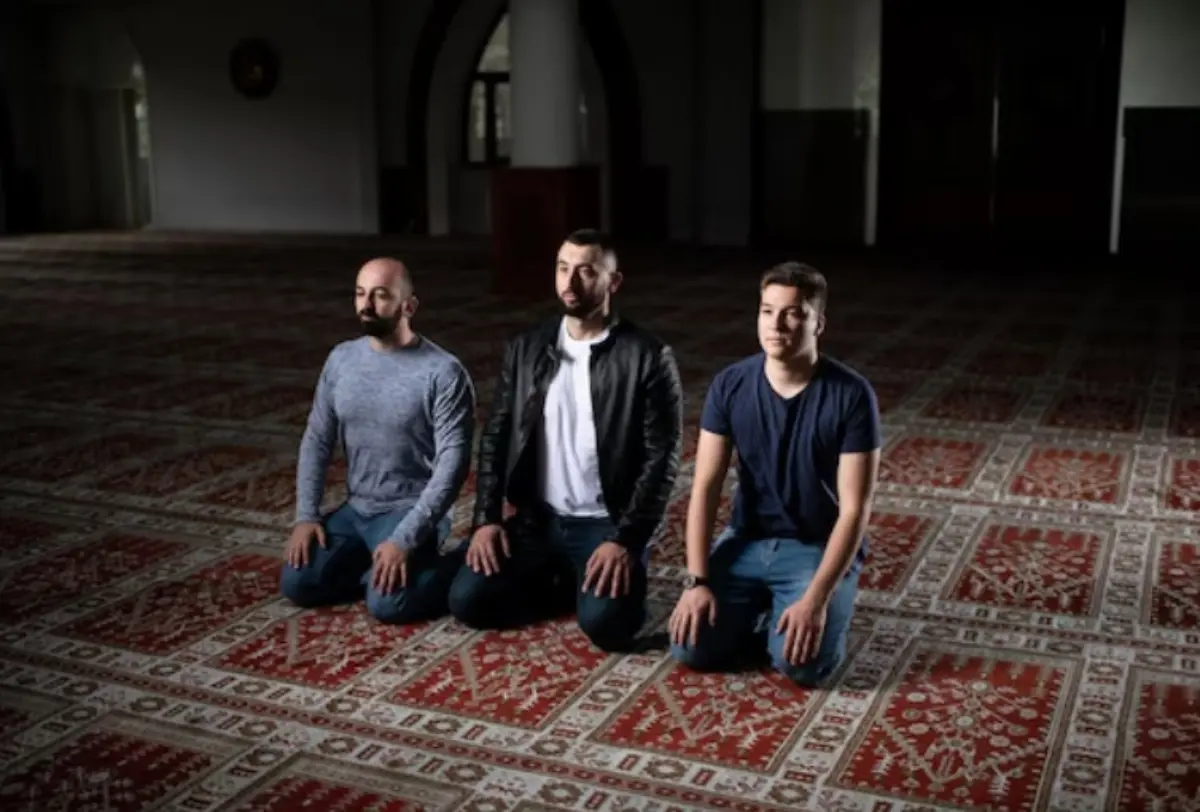 2 Kebiasaan yang Membuat Hidup Jadi Sempit dan Doa Sulit Terkabul