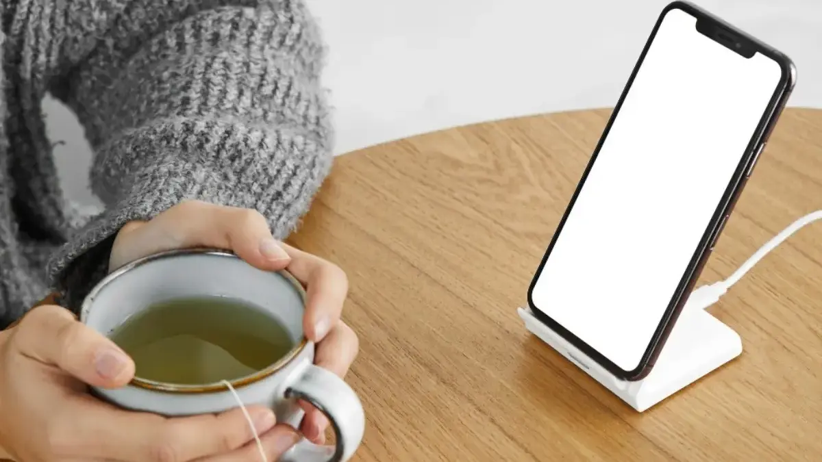 Hp dengan Wireless Charging