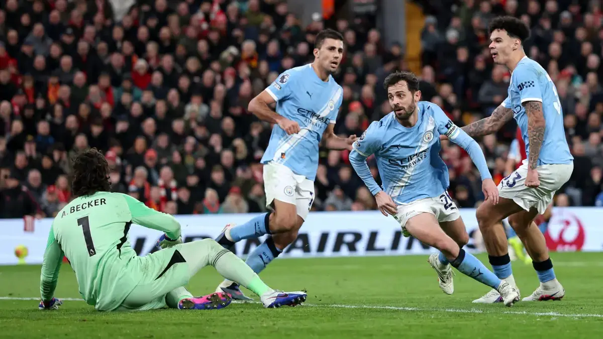 Liverpool Kalah Menyakitkan, Manchester City Tempel Arsenal di Klasemen