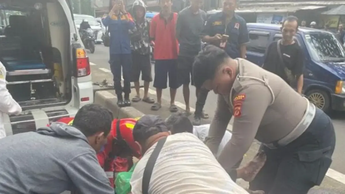 Nekat Memotong Arus di Cibinong, Pengendara Motor Tewas di Tempat Nekat Memotong Arus di Cibinong, Pengendara Motor Tewas di Tempat