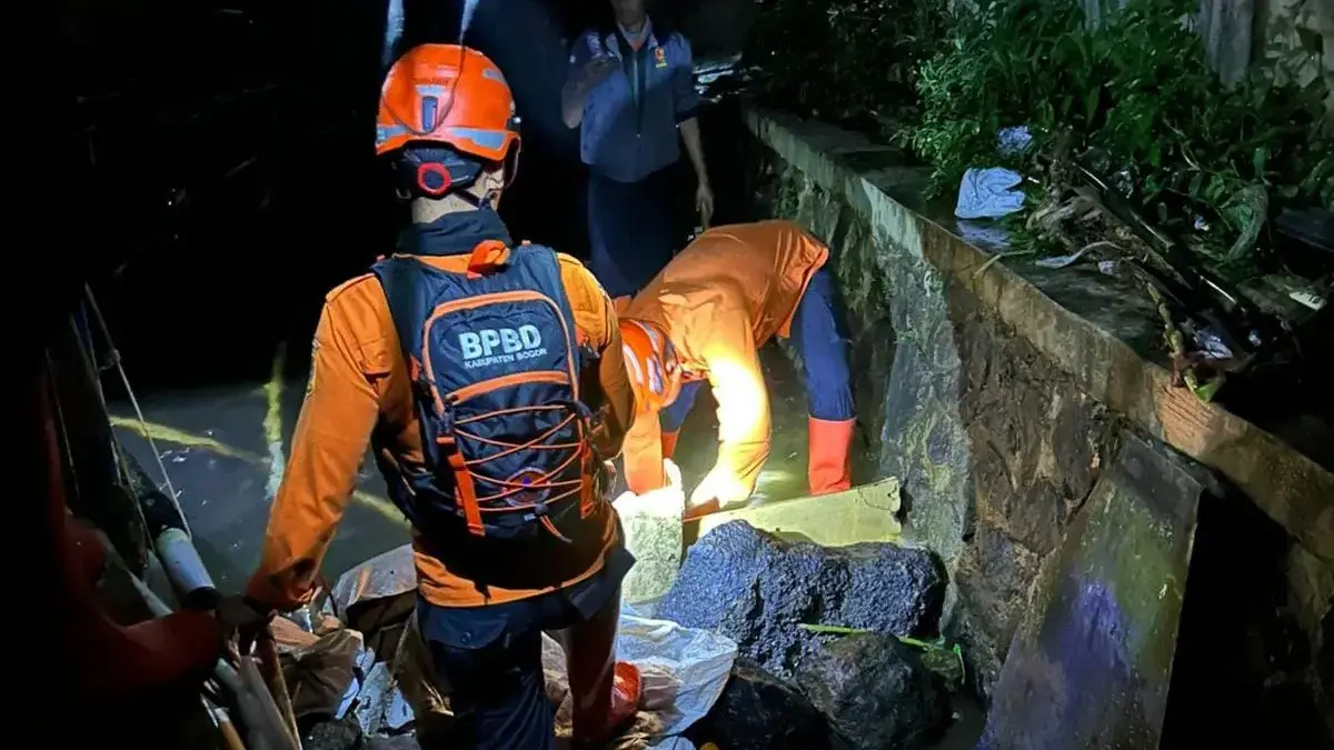 Hujan Deras Sebabkan Longsor di Tugu Selatan, 40 Jiwa Mengungsi