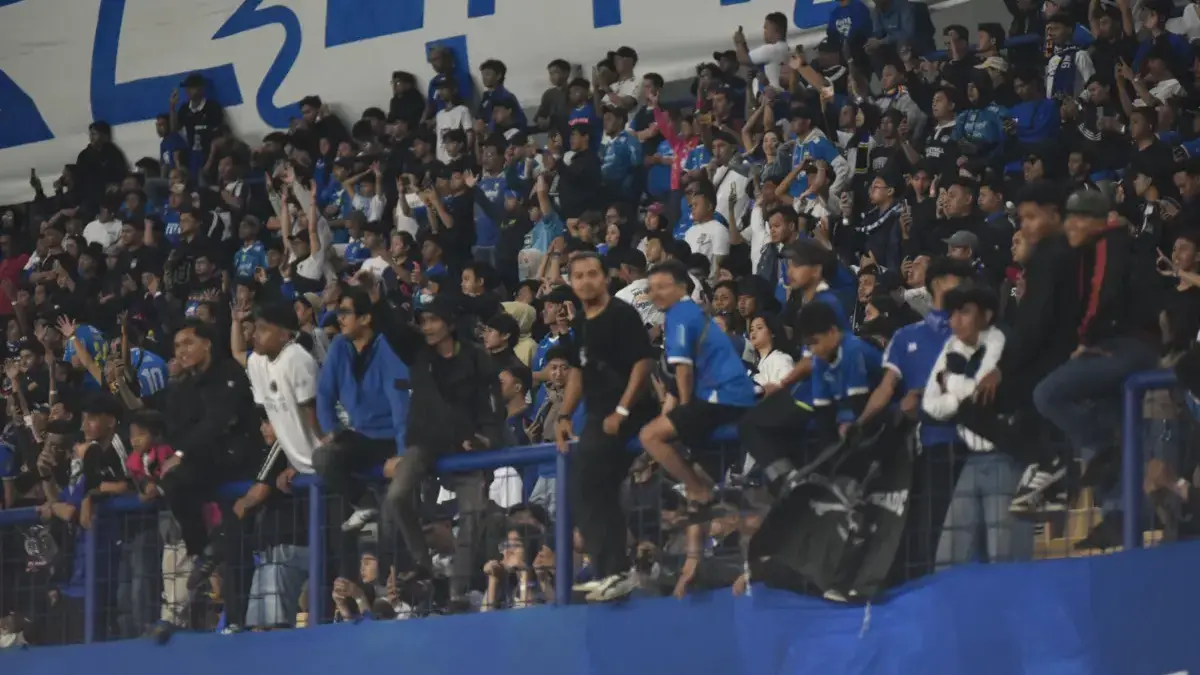 Skenario Gila Itu Bernama 4-0, Malam Dimana GBLA Harus Jadi Neraka