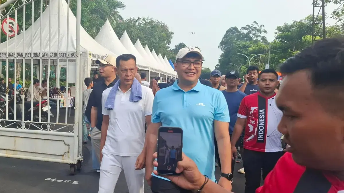 Ketua DPRD Kabupaten Bogor Dorong Penataan UMKM, Harap Aktivitas Pedagang Tetap Nyaman Ketua DPRD Kabupaten Bogor Dorong Penataan UMKM, Harap Aktivitas Pedagang Tetap Nyaman