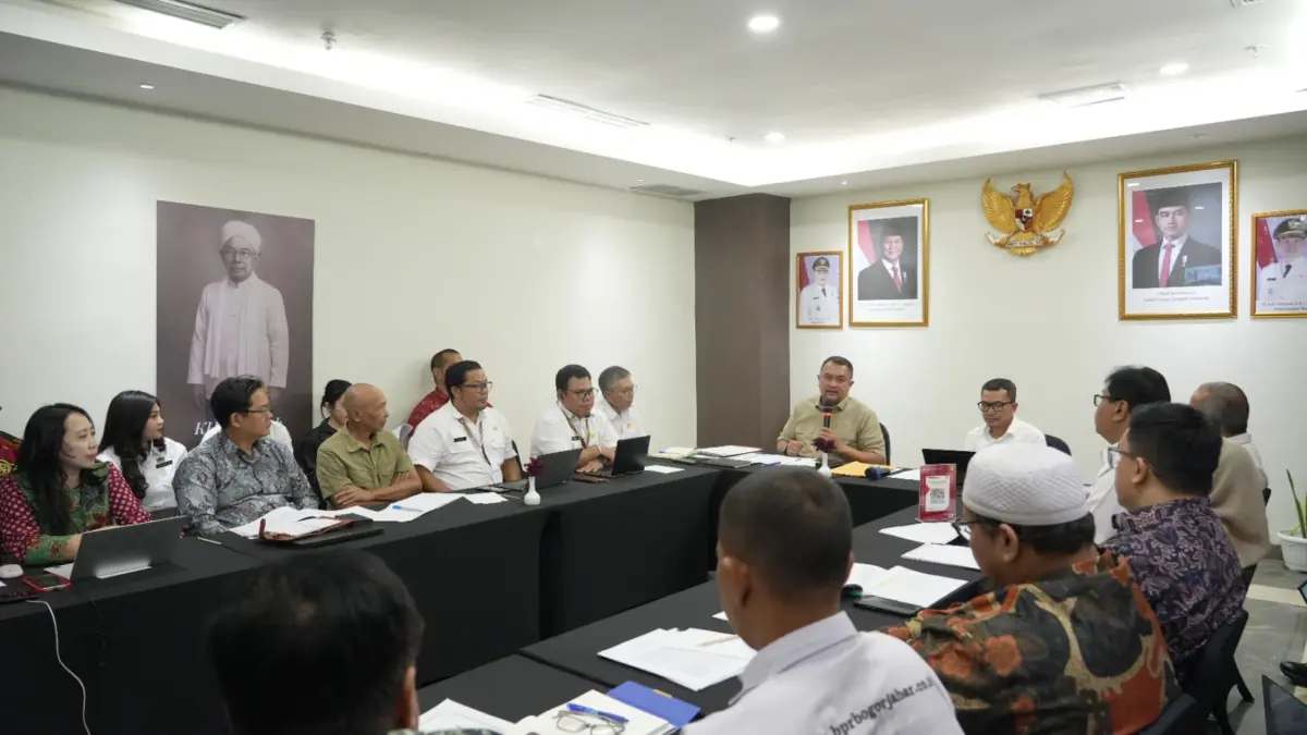 Rudy Susmanto Genjot Profit BUMD Bogor, Targetkan Lonjakan Laba Mulai 2026 Bupati Bogor, Rudy Susmanto, menegaskan komitmennya menjadikan Badan Usaha Milik Daerah (BUMD) sebagai motor