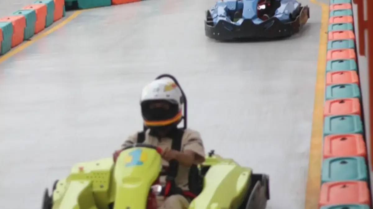 Wahana gokart di HomPim Play, Dago Pakar, Bandung.