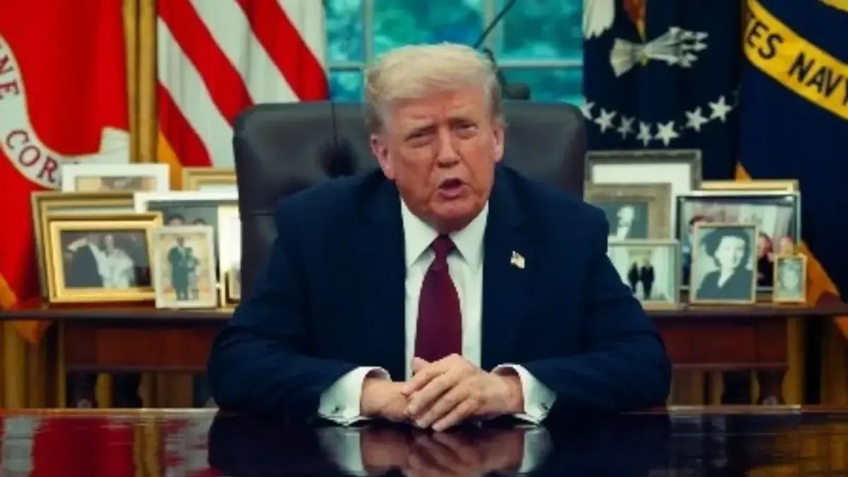 Trump Pertimbangkan Kirim Kapal Induk Tambahan ke Timur Tengah Jika Negosiasi Iran Gagal Trump Pertimbangkan Kirim Kapal Induk Tambahan ke Timur Tengah Jika Negosiasi Iran Gagal