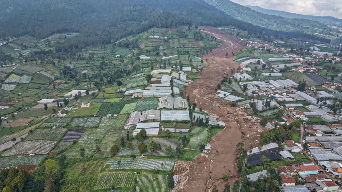 Disdik KBB Siapkan Bantuan dan Pendampingan bagi Siswa Terdampak Longsor Cisarua