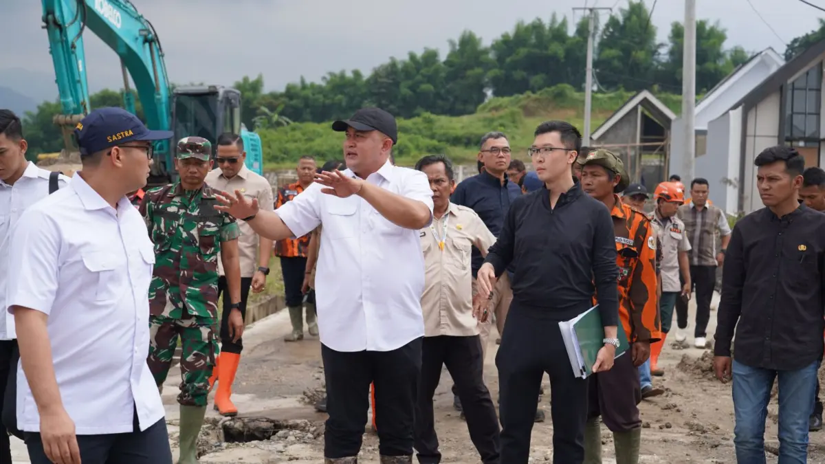 Soroti Kapling Liar dan Ancaman Pergeseran Tanah, Bupati Bogor Tegaskan Penataan Ruang Demi Keselamatan Warga Soroti Kapling Liar, Bupati Bogor Tegaskan Tata Ruang Demi Keselamatan Lingkungan
