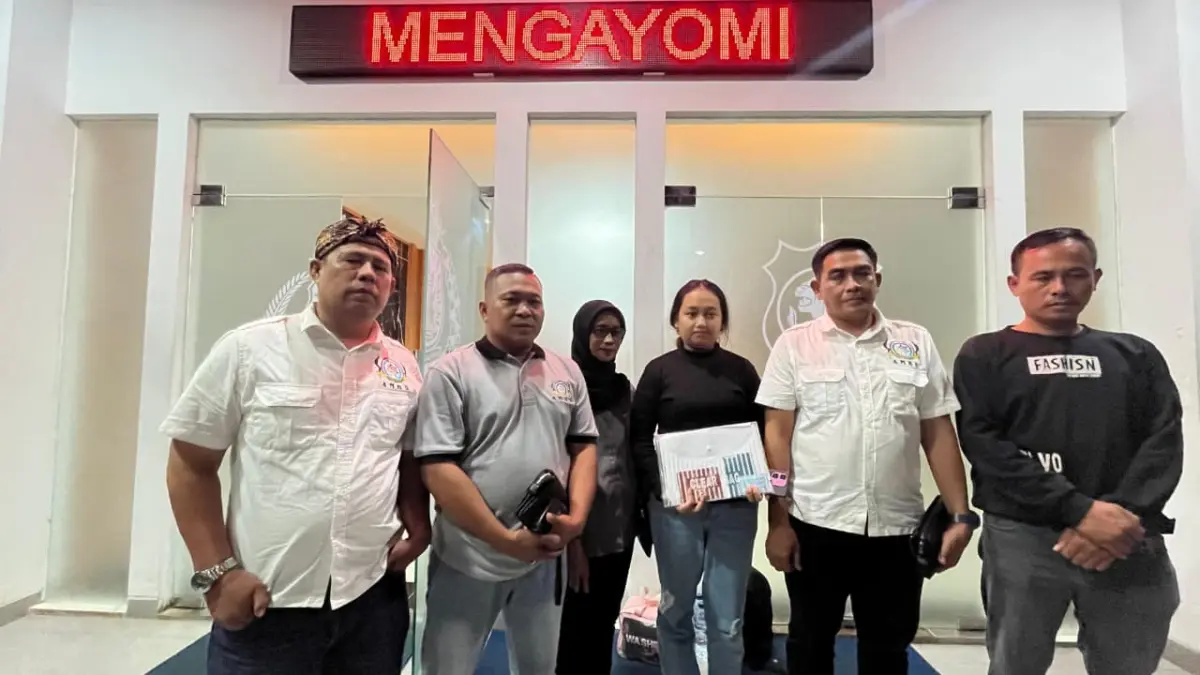 Janji Manis Jadi Derita, Perempuan Bogor Terperangkap Jaringan TPPO di Cina Janji hidup mewah di luar negeri berubah menjadi mimpi buruk bagi Meri Aldawiyah (22), warga Desa Kopo