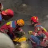 Misi Berburu Harta Karun Berujung Maut, Dua Pria di Antapani Tewas Tertimbun Tanah