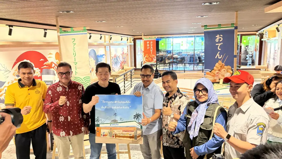 FamilyMart Resmi Masuk Bandung, Buka 7 Gerai Sekaligus dan Gandeng Kreator Lokal