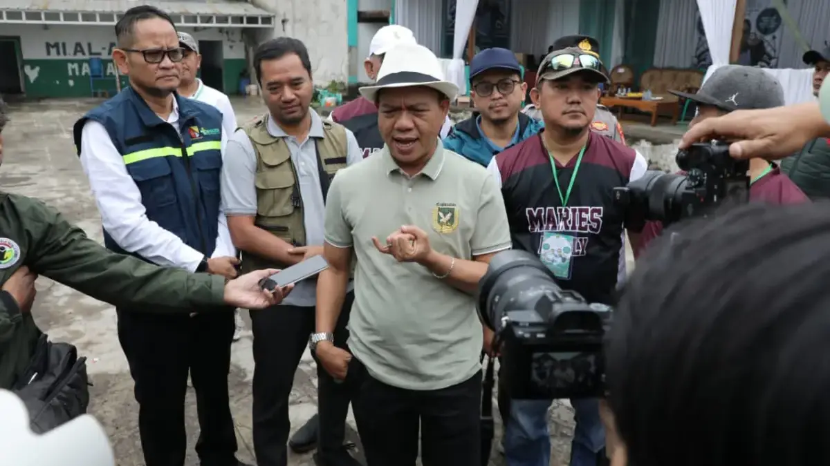 Bupati Kang DS Terus Gaungkan Program Magrib Wajib Mengaji dan Isya Wajib Belajar Bupati Kang DS Terus Gaungkan Program Magrib Wajib Mengaji dan Isya Wajib Belajar