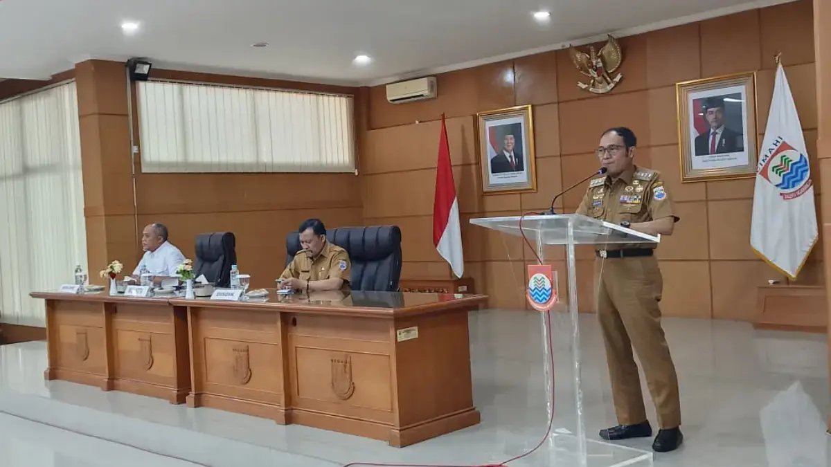 Ratusan Anak di Cimahi Putus Sekolah, Pemkot Ungkap Akar Masalahnya! Ratusan Anak di Cimahi Putus Sekolah, Pemkot Ungkap Akar Masalahnya!