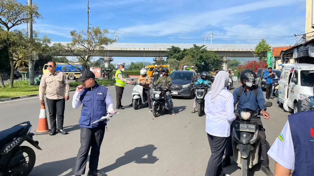 Operasi Pajak Kendaraan di Cimahi Masih Menemukan Wajib Pajak Telat Bayar
