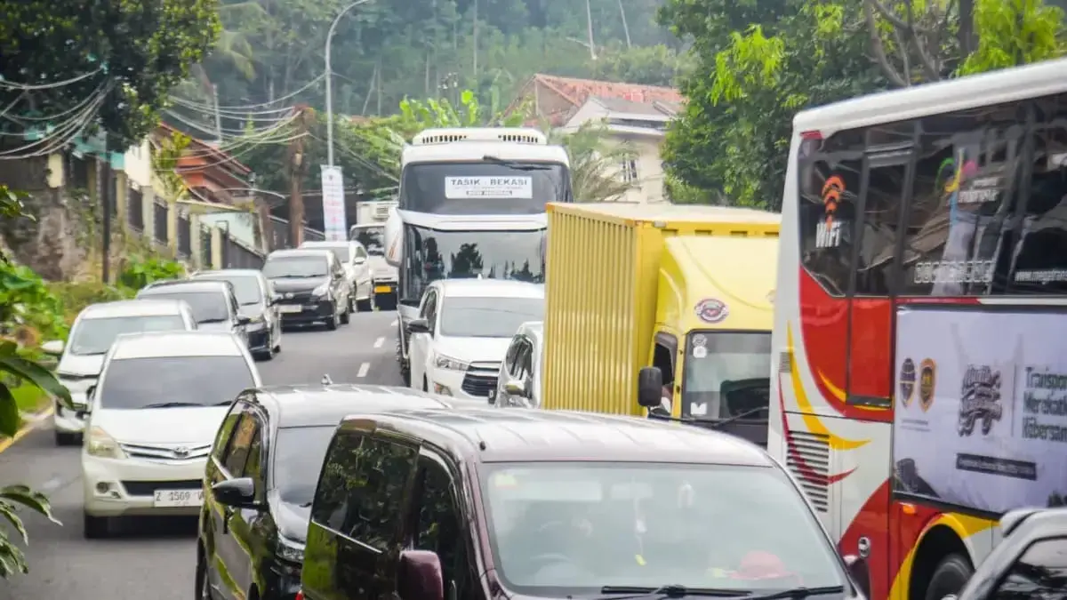 Dok. Kepadatan arus lalu lintas di jalur mudik. Foto. Jabar Ekspres.